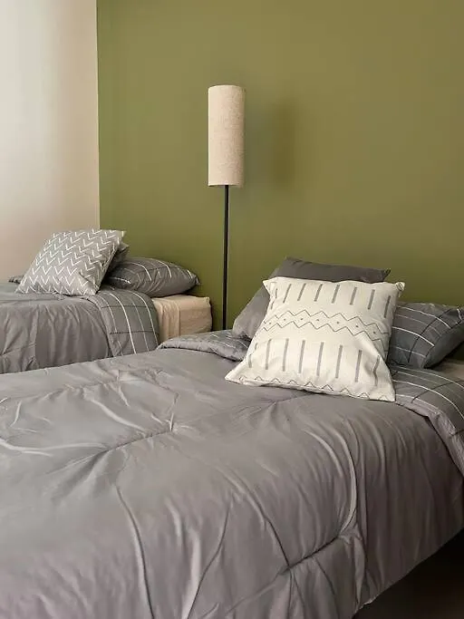 Casa Bon Ubicada En Nueva Galicia Residencial, Es Una Propiedad Completa Al Sur De La Ciudad Que Te Ofrece Modernidad, Espacio, Tranquilidad, Cuenta Con 4 Recamaras 3 Banos Completos Y 2 Cajones De Estacionamiento Privados Guadalajara
